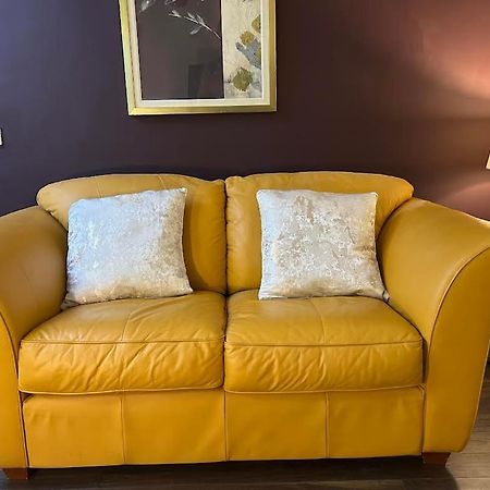 Serenity Longford Luaran gambar